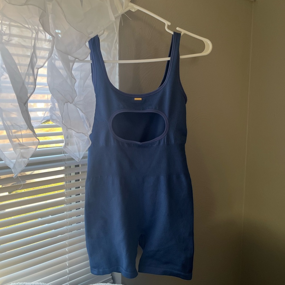 L*Space Static Romper - Size Xs/S - Has Stretch - image 2